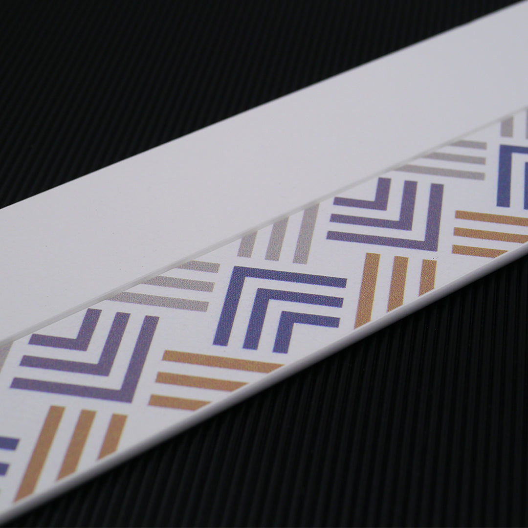 MIN BELT - BLACK BUCKLE, WHITE P1 STRAP